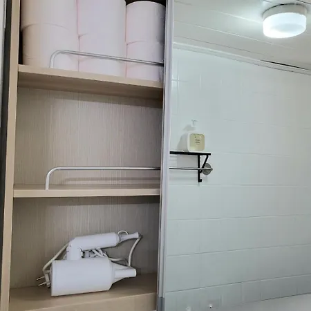 Moon House In Seoul #Quiet #Airport Transport Nearby#1 Min To Line2 Nakseongdae Subway Apartment Exterior photo